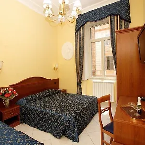 https://caroline-suite.it-romehotels.com